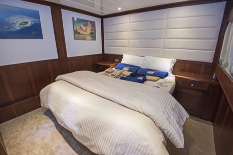 MASTER cabin - upper deck