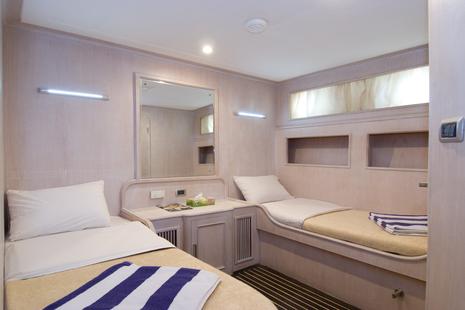 Double cabin